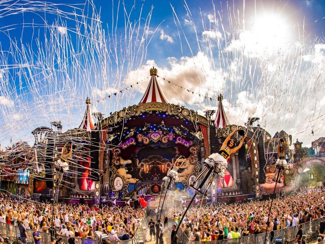 Csődbe ment a Tomorrowland arculatát tervező cég