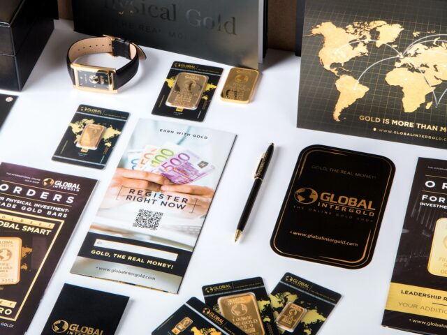 Óvodás naivitással bíznak a bankok abban, hogy a rabszolgák majd önként visszahelyezik a nyakukba a járomot