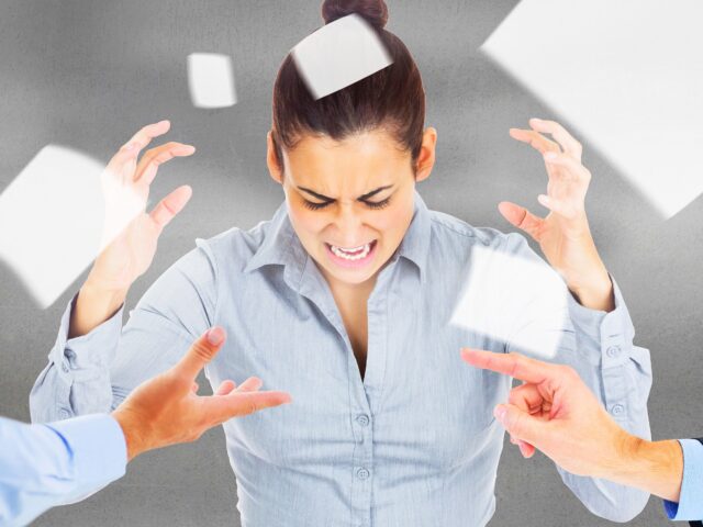 A kutya sem akar visszatérni az irodába a home office-ból, inkább felmondanak a szorgos peonok