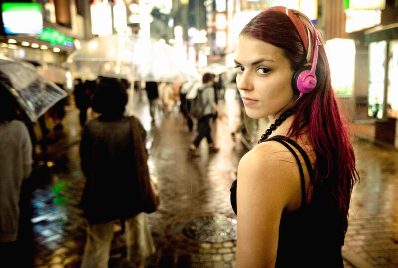 music_girl_city