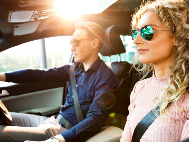 Naná, hogy a COVID-oltás ugyanúgy működik, mint a biztonsági öv!