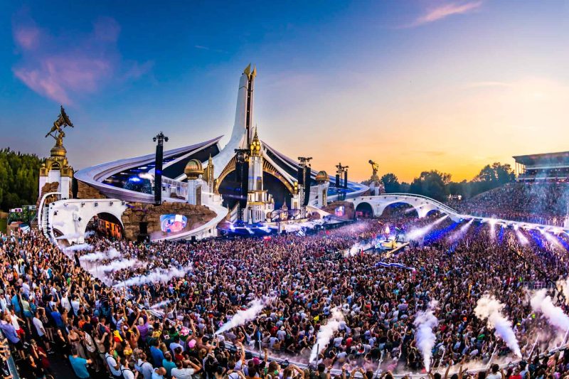 Tomorrowland-2022-01