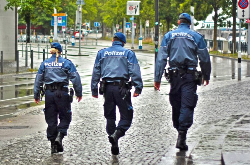 police_walking_away