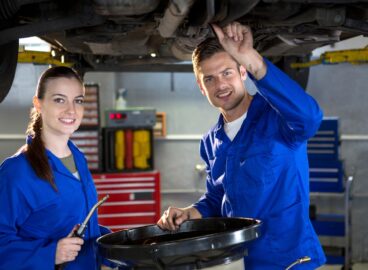 Munka Auto Szerelok