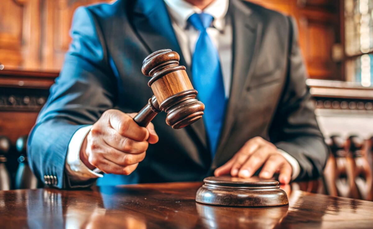 Ai law sajnalom de ez a torveny