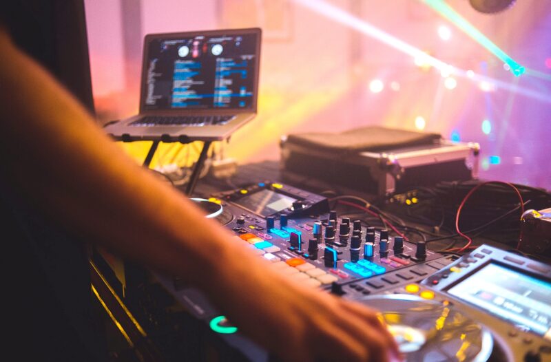 Dj cucc felszereles