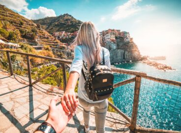 Utazo youtuberek ajanloja cover normal