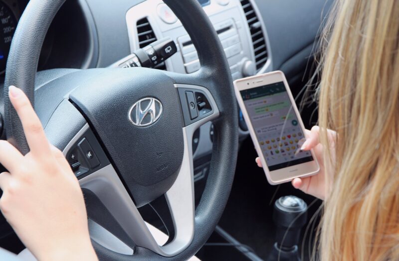 Csak akkor vezethetek autot ha be vagyok oltva