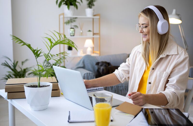 Munka home office forever