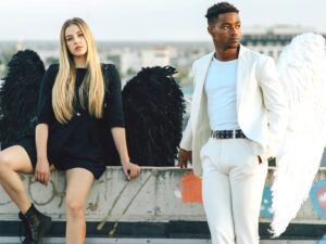 Forradalmi evangélium: az emberi test a bűn teste? Itt allunk a bun testebe zarva