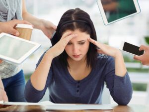 A COVID-időszak nagy zsizsegése és az azt követő rezisztencia után teljesen megtört a nyugati munkaerő mentális állóképessége Munka megtoretes cover