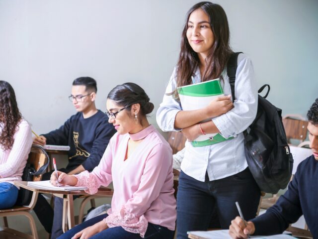 Oktatas kesz a dolgozatom chatgptvel irtam