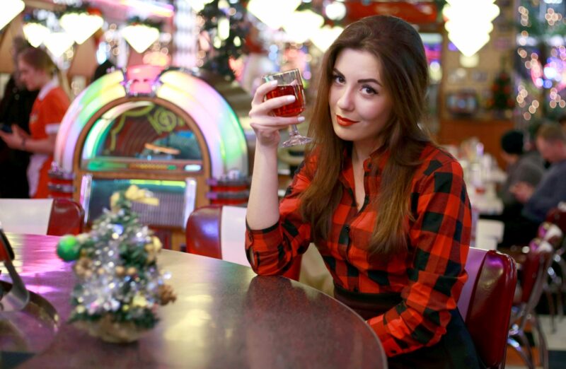 Alkohol kocsmazo lany