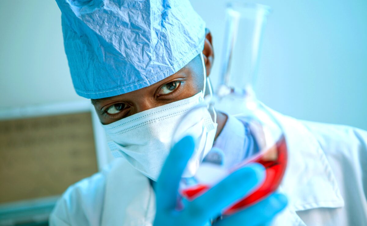 Tudomany fiatal ver cover