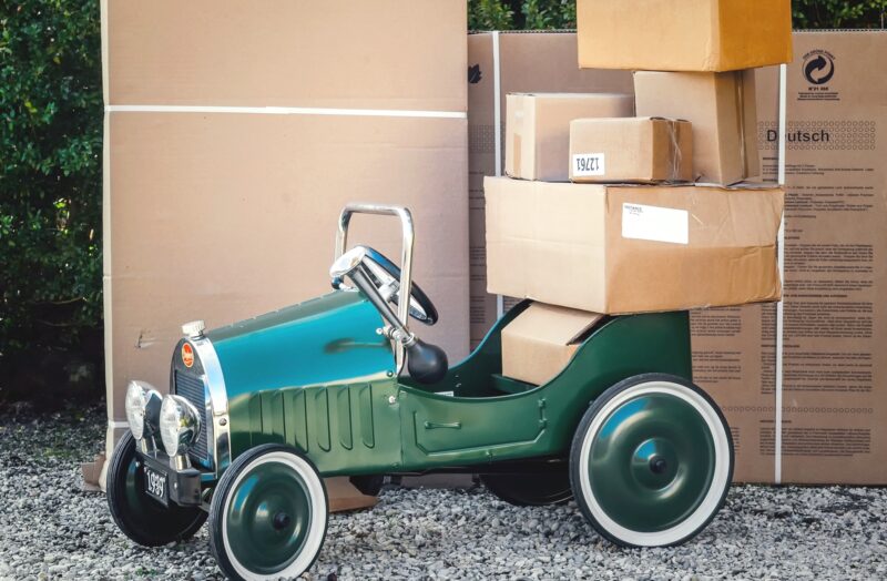 Vintage amazon csomagszallito auto