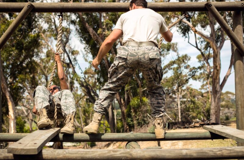 Kemeny katonai kikepzes